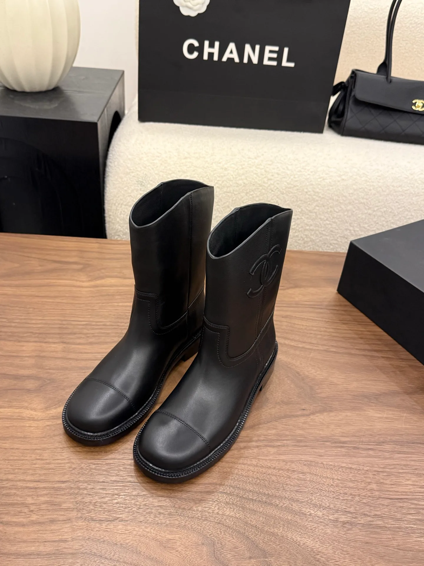 Women's Boots CHANEL 18440825