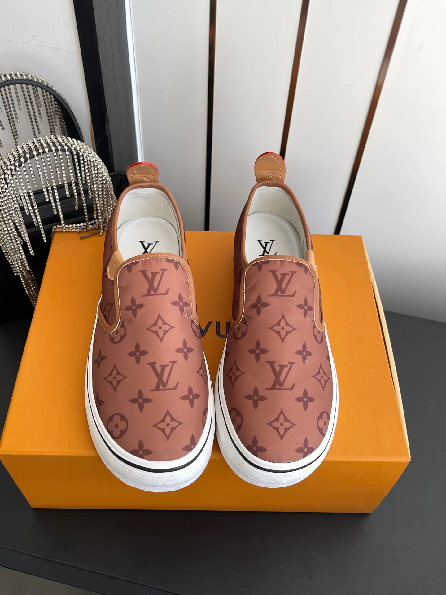 Men's Sneakers LOUIS VUITTON 17908527