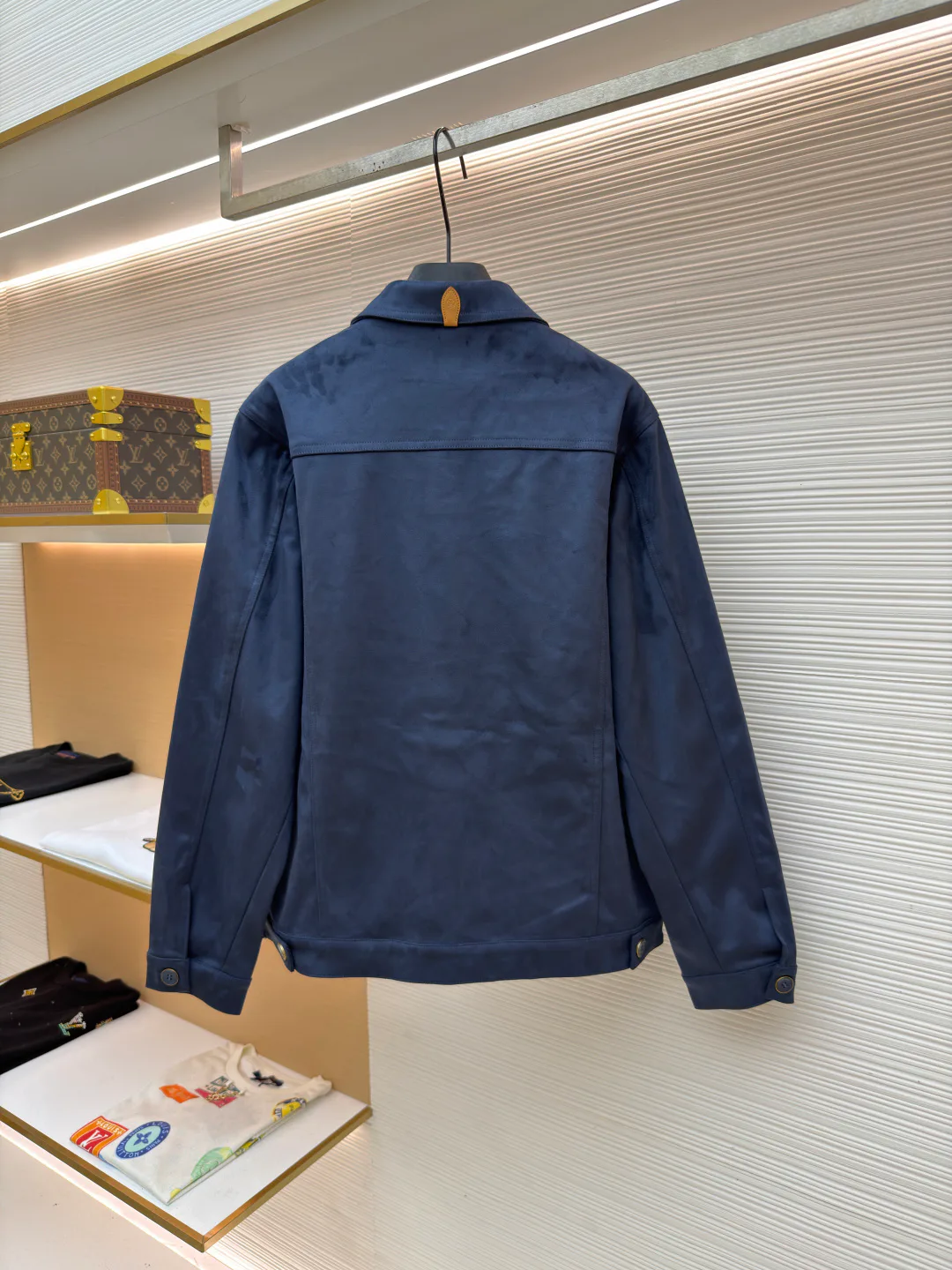 Men's Jackets And Down Jackets LOUIS VUITTON 17572031