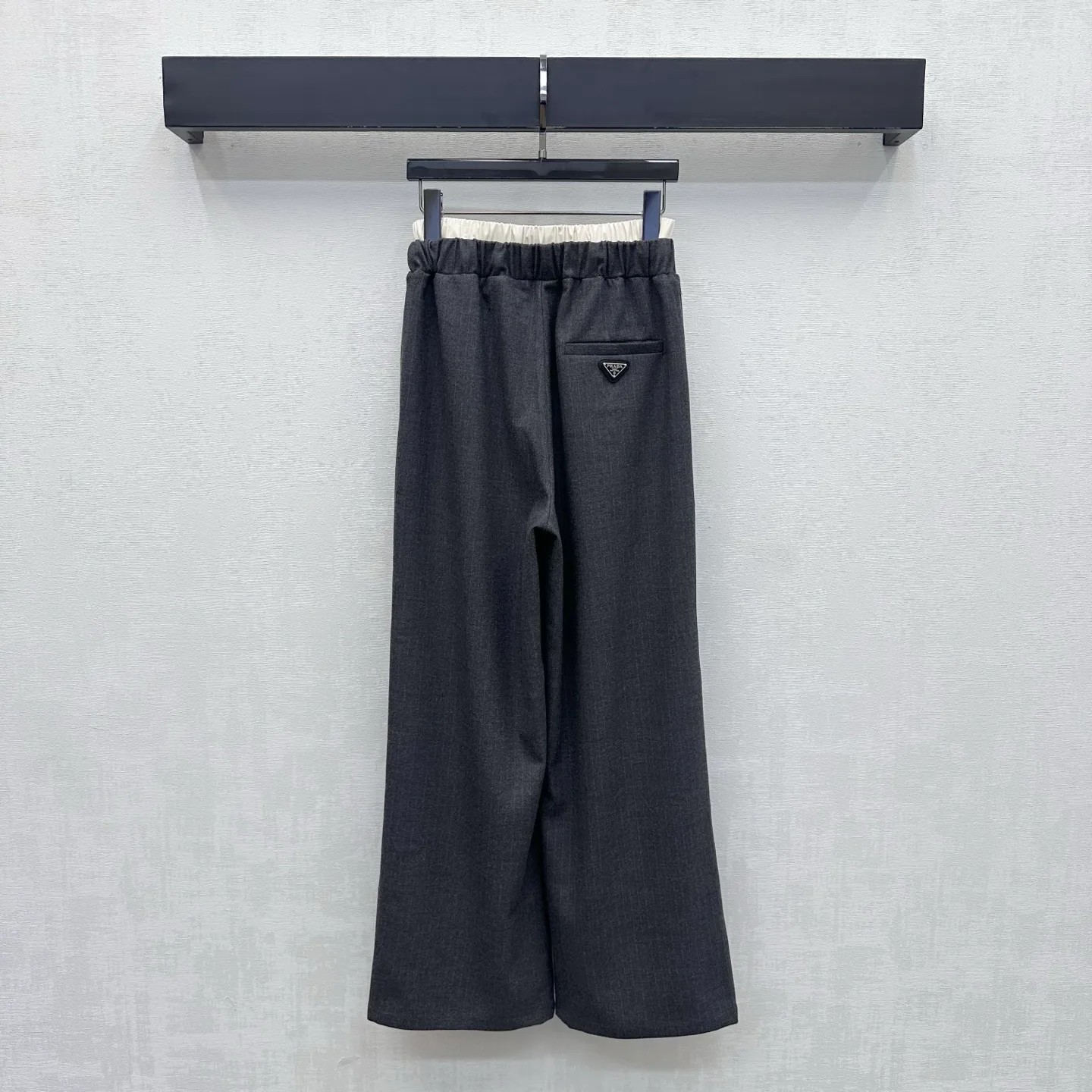 Women's Trousers PRADA 18432108