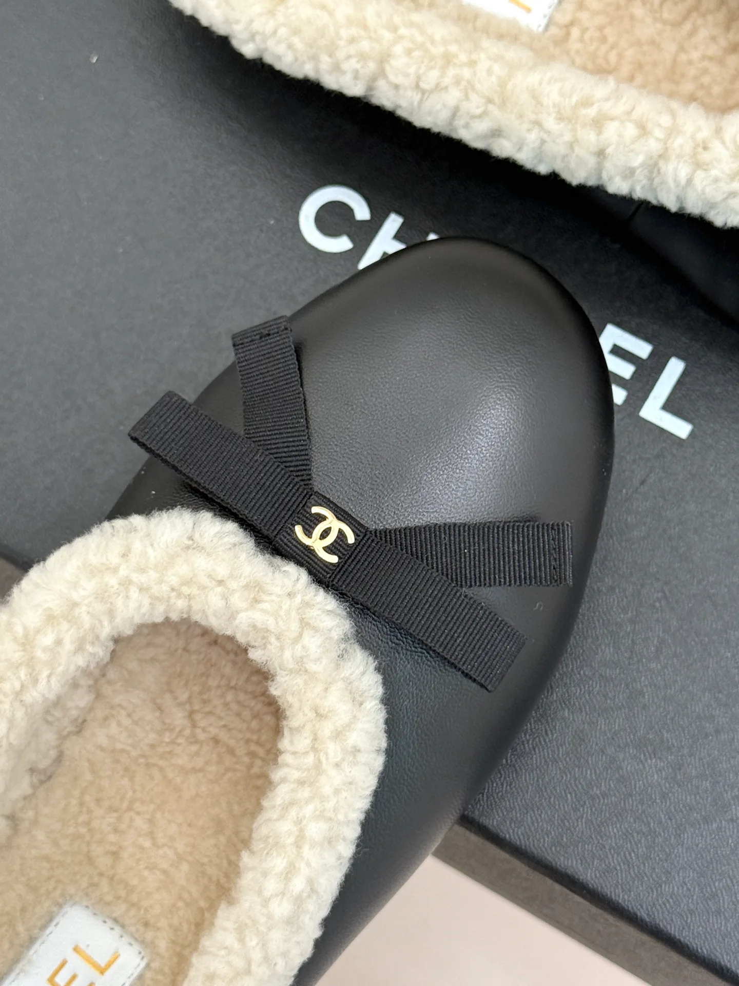 Women's Mules And Clogs CHANEL 17938391