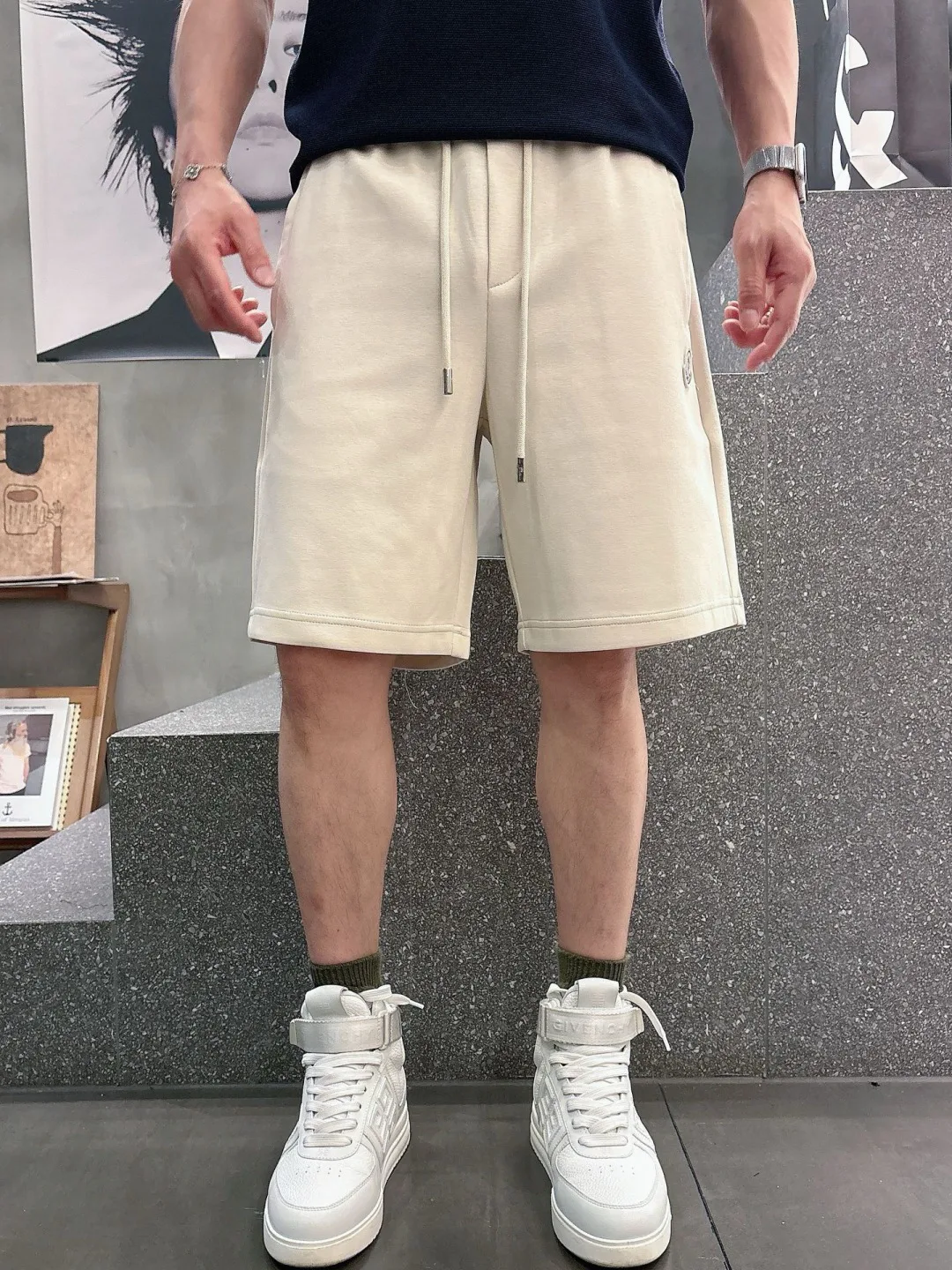Men's Shorts MONCLER 17468341