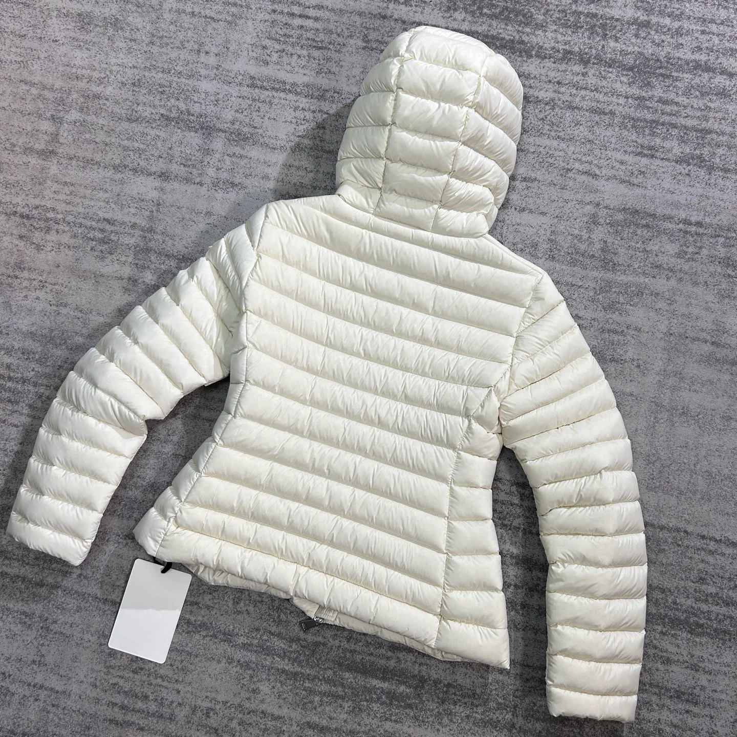 Women's Jackets And Down Jackets MONCLER 18133812