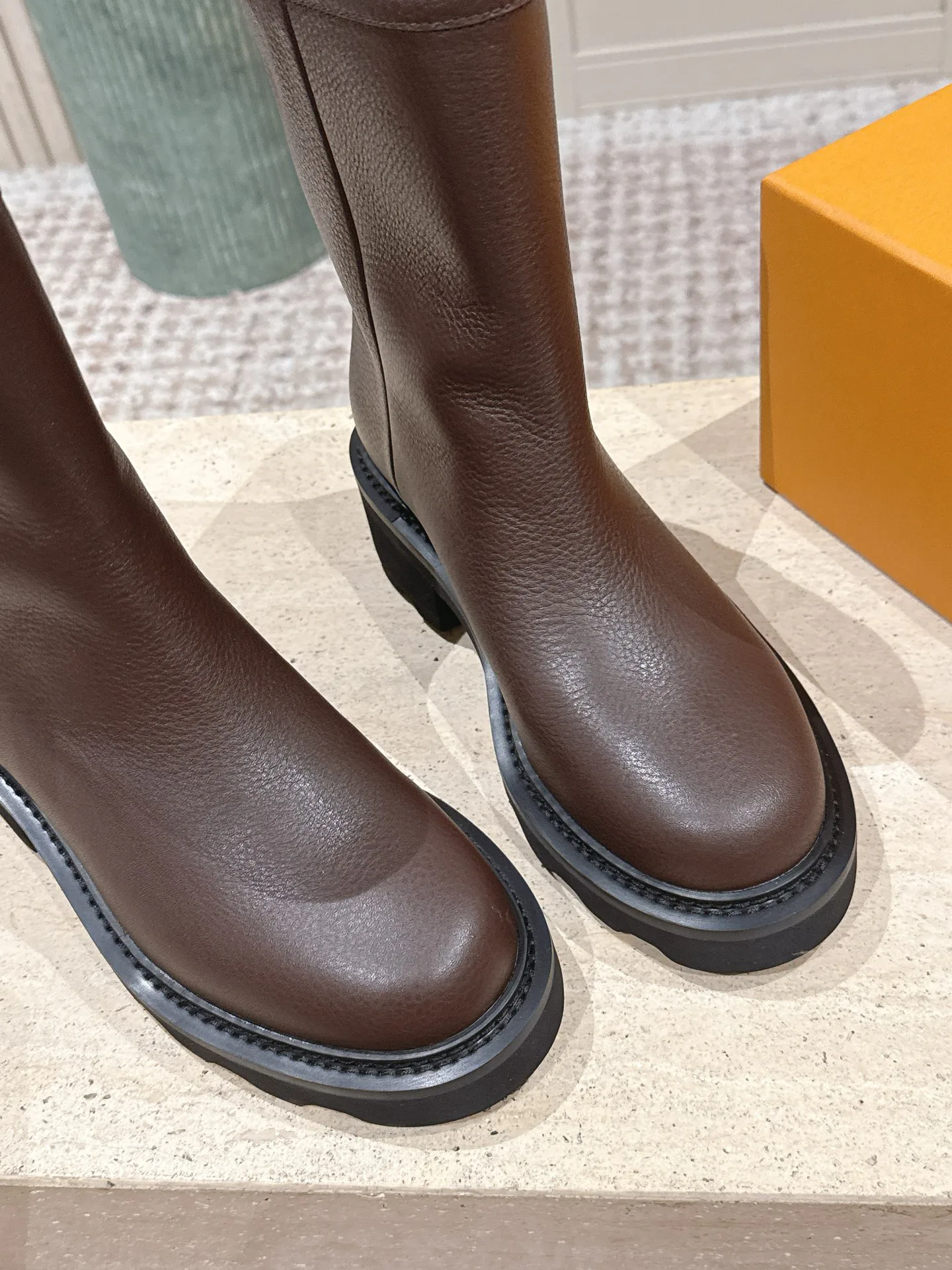 Women's Ankle Boots LOUIS VUITTON 18397747