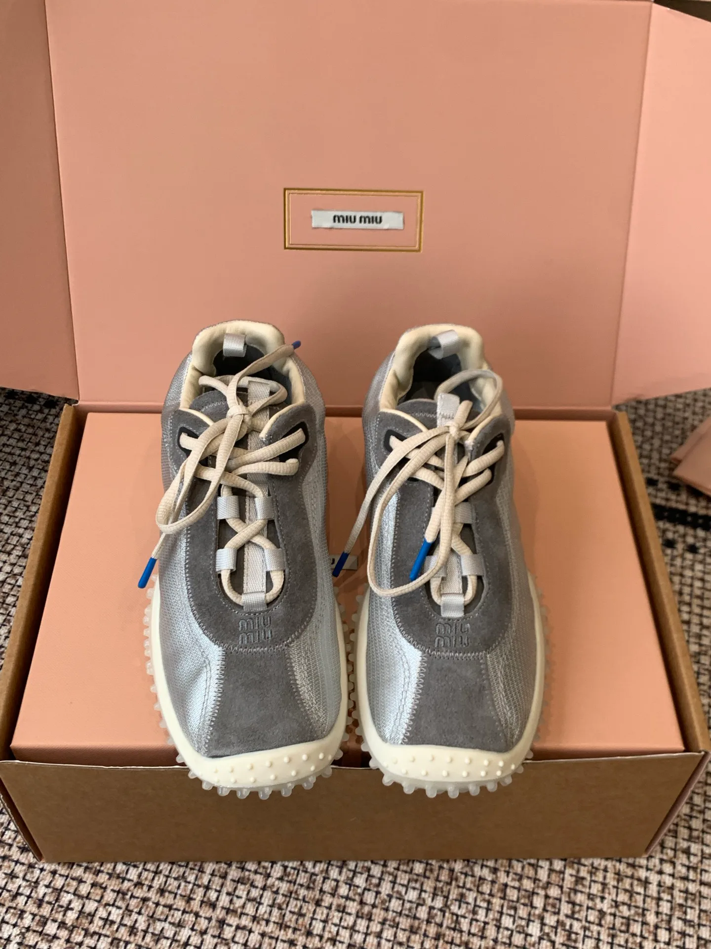 Women's Sneakers MIU MIU 18170821