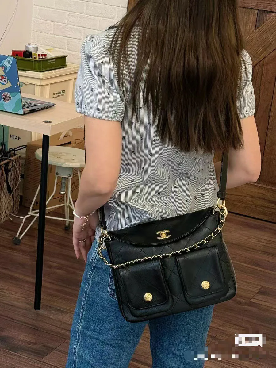 Women's Classic Handbags CHANEL 18065970