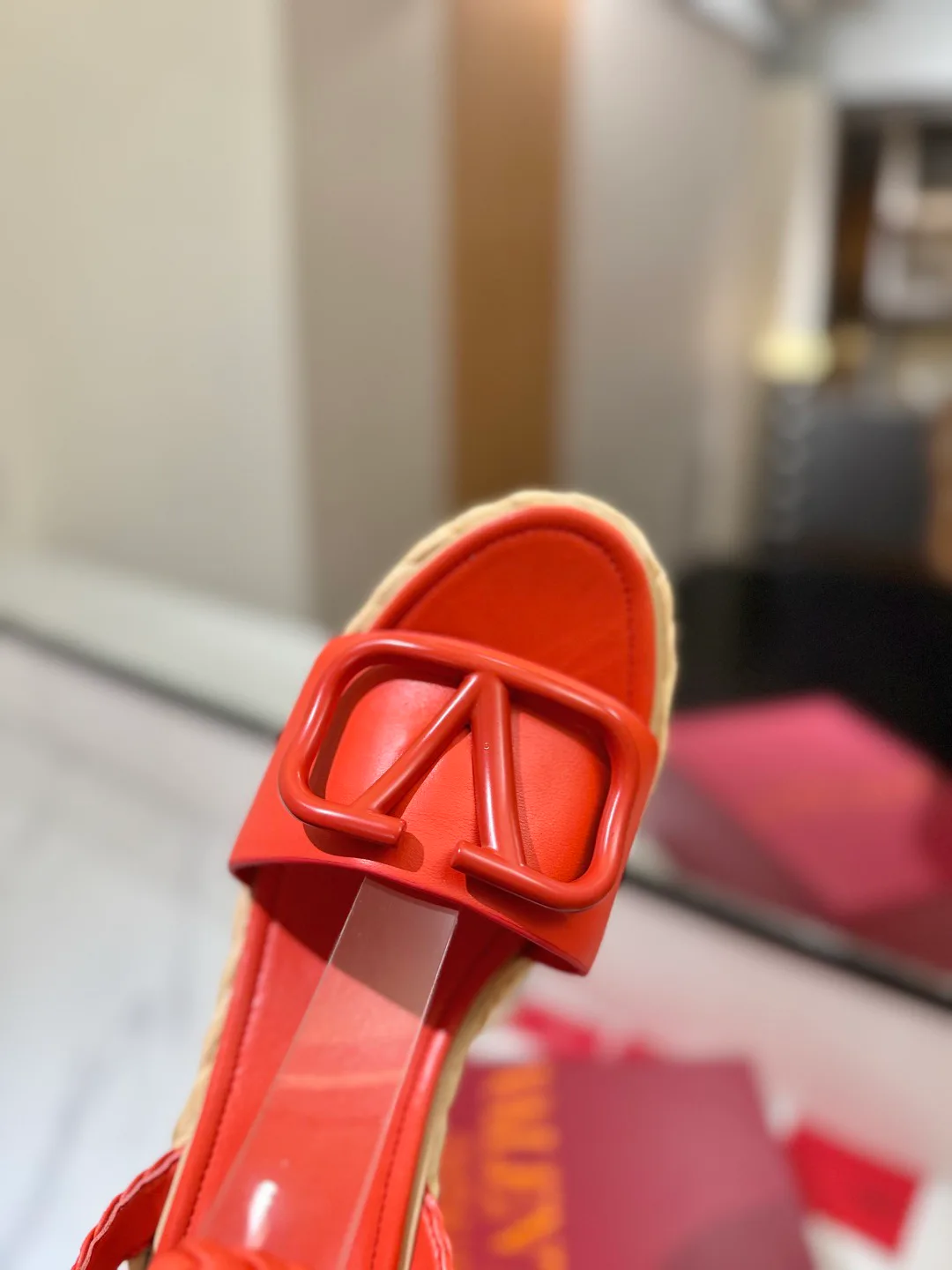 Women's Open-Toe Sandals VALENTINO 17946616