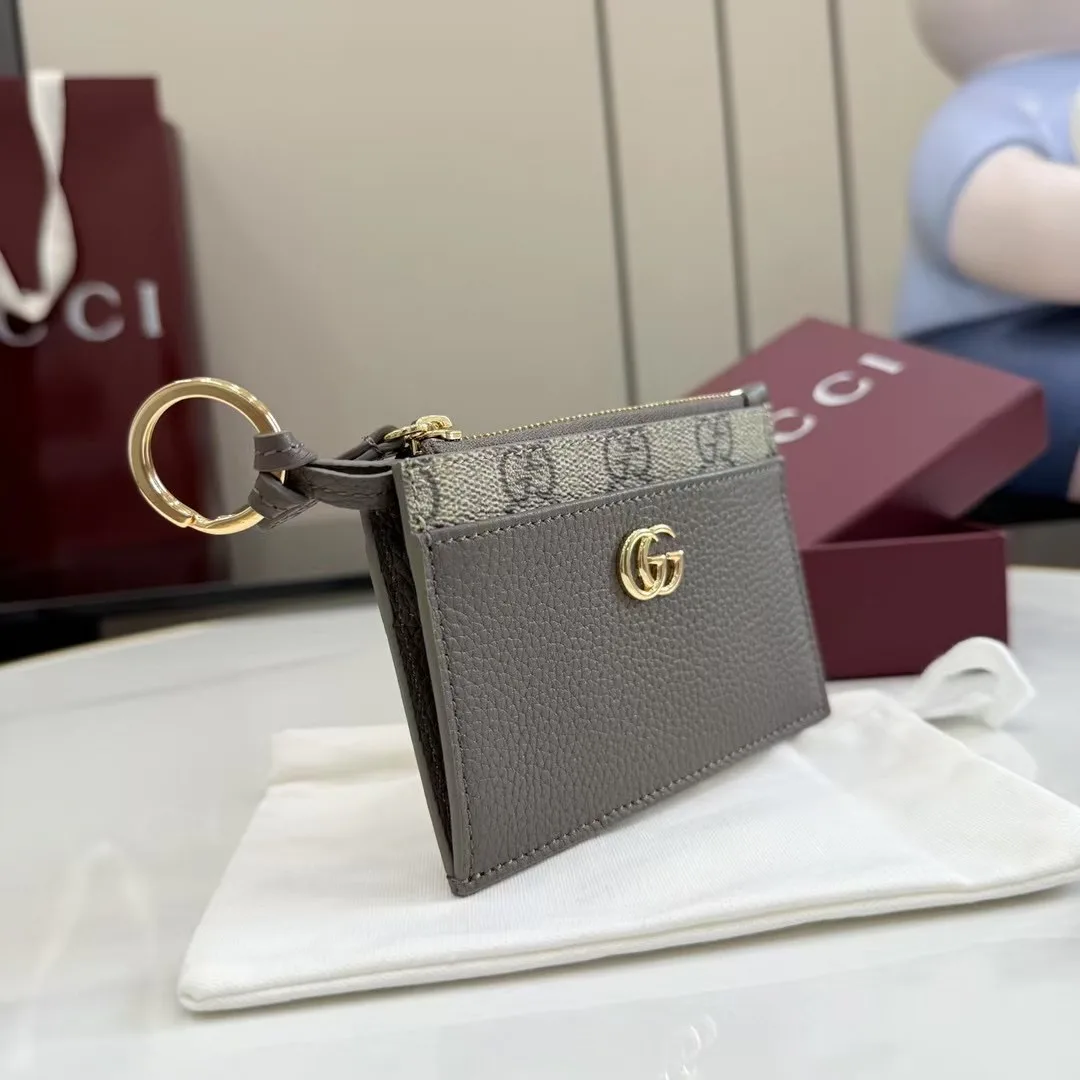 Women's Clutches GUCCI 17882883