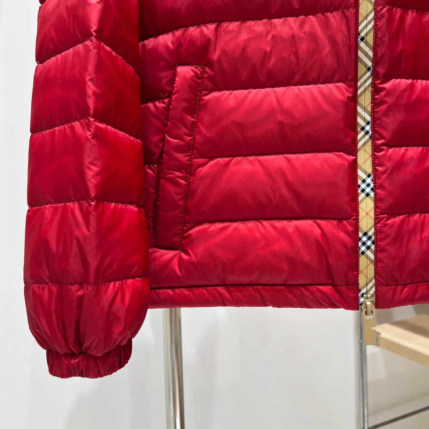 Women's Jackets And Down Jackets BURBERRY 18110901