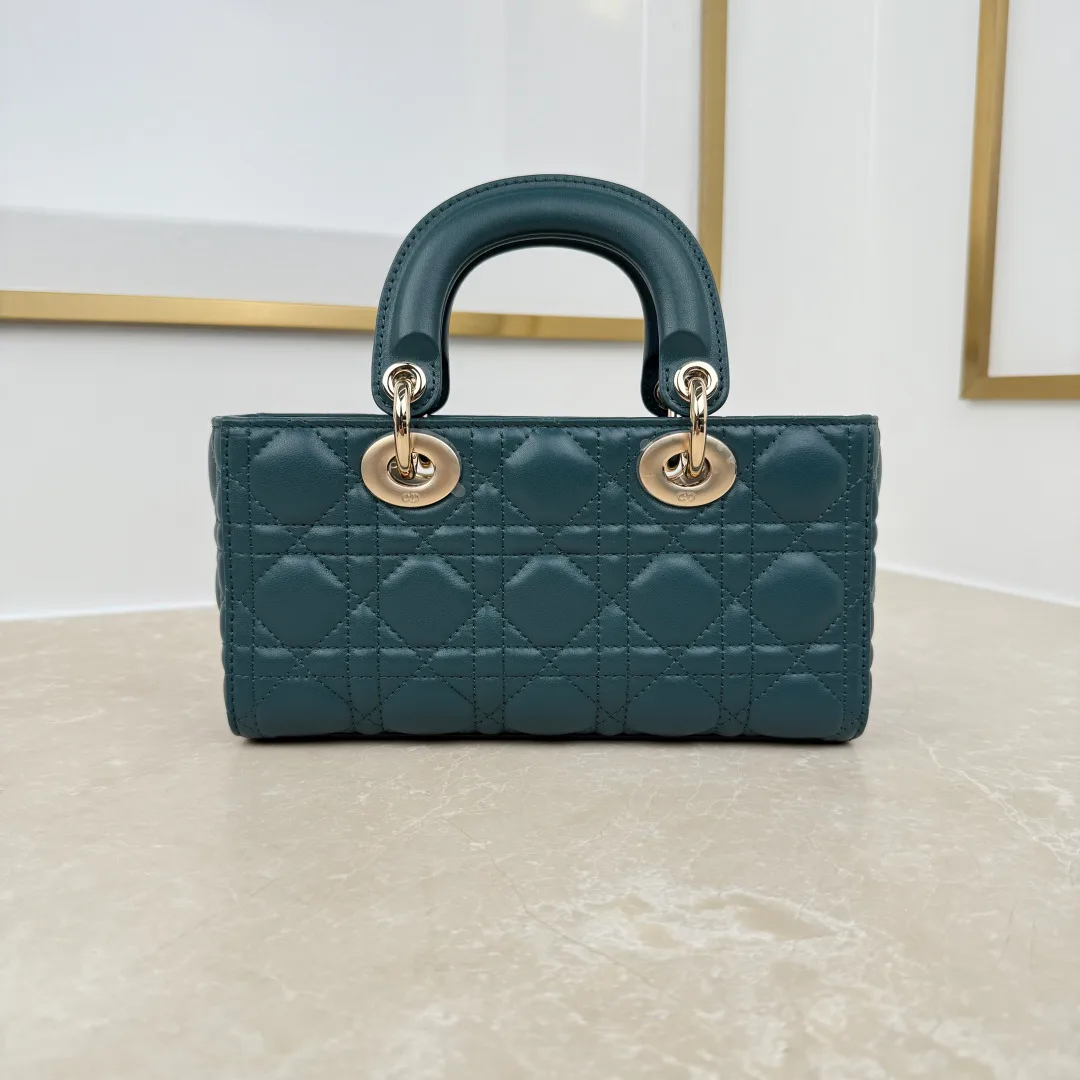 Women's Classic Handbags CHRISTIAN DIOR 18242048