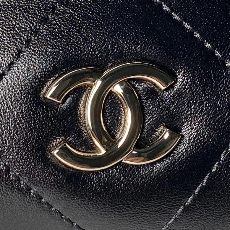Women's Classic Handbags CHANEL 18207785