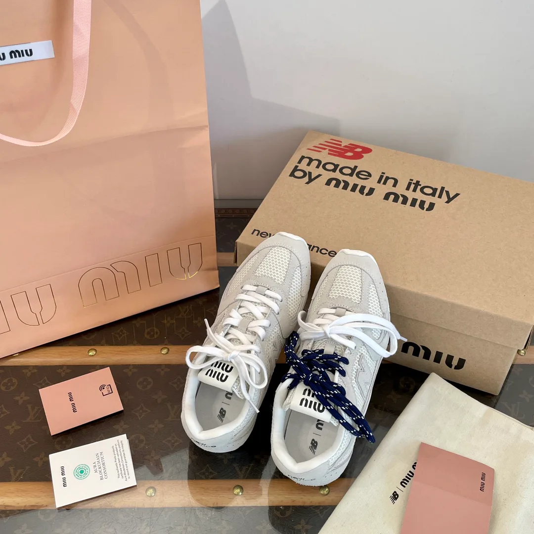 Women's Sneakers MIU MIU 17963974