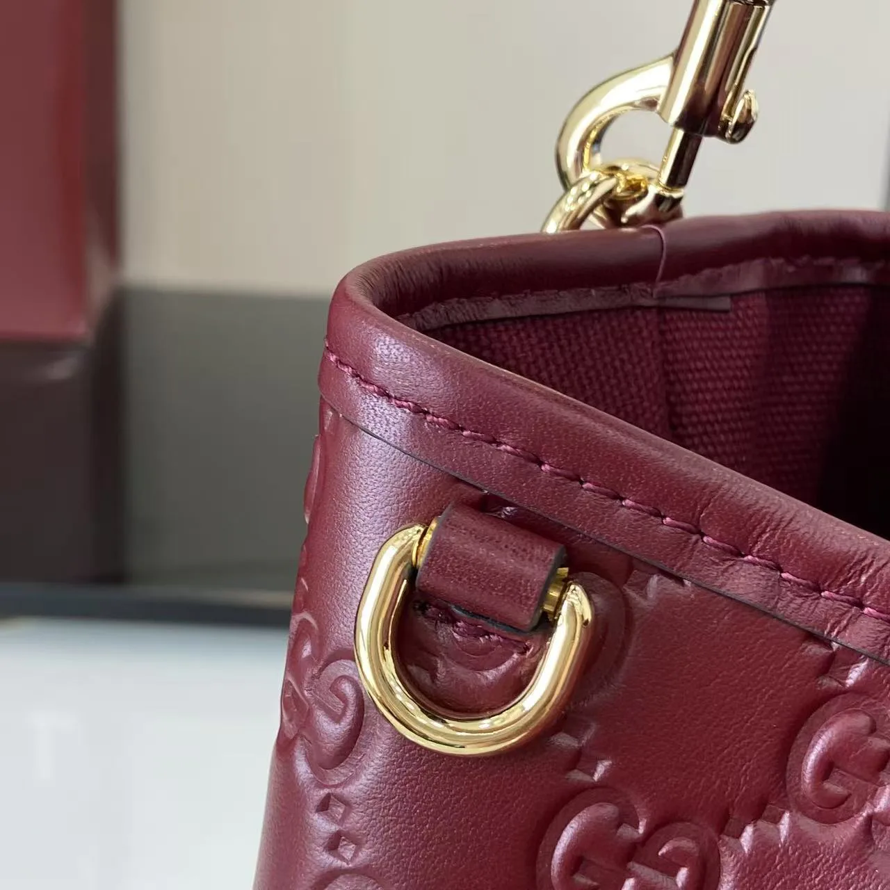 Women's Classic Handbags GUCCI 18404544