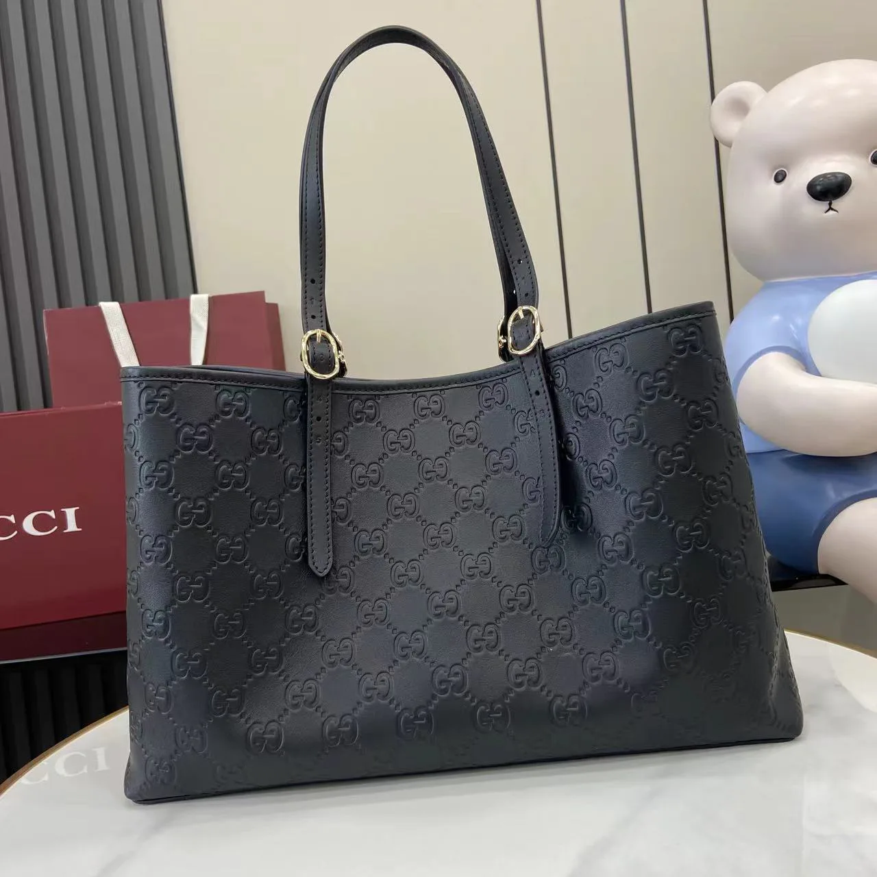 Women's Classic Handbags GUCCI 18404548