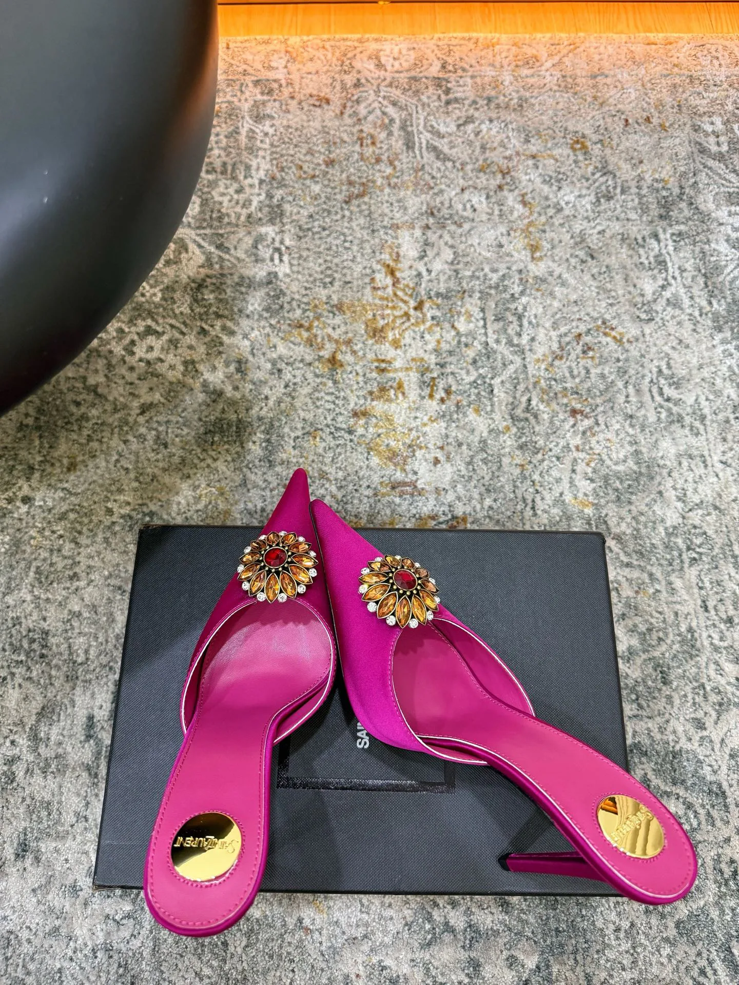 Women's Heels SAINT LAURENT 17923468
