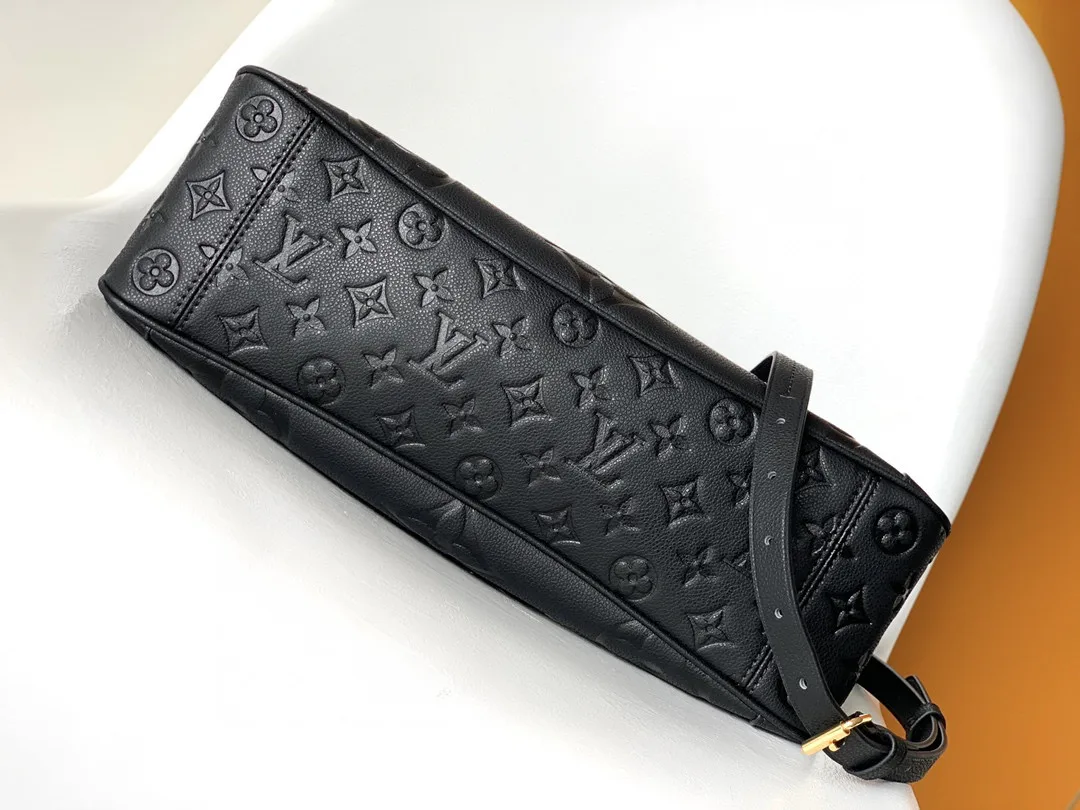 Women's Classic Handbags LOUIS VUITTON 17949193