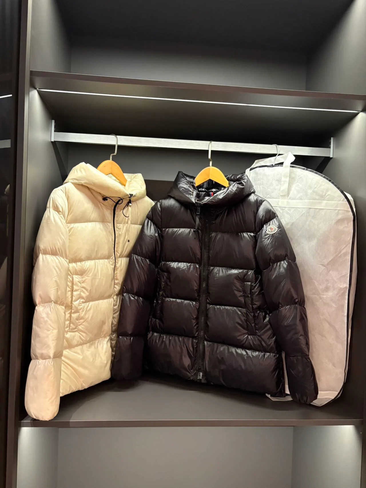 Куртки И Пуховики Женские Moncler 18599941