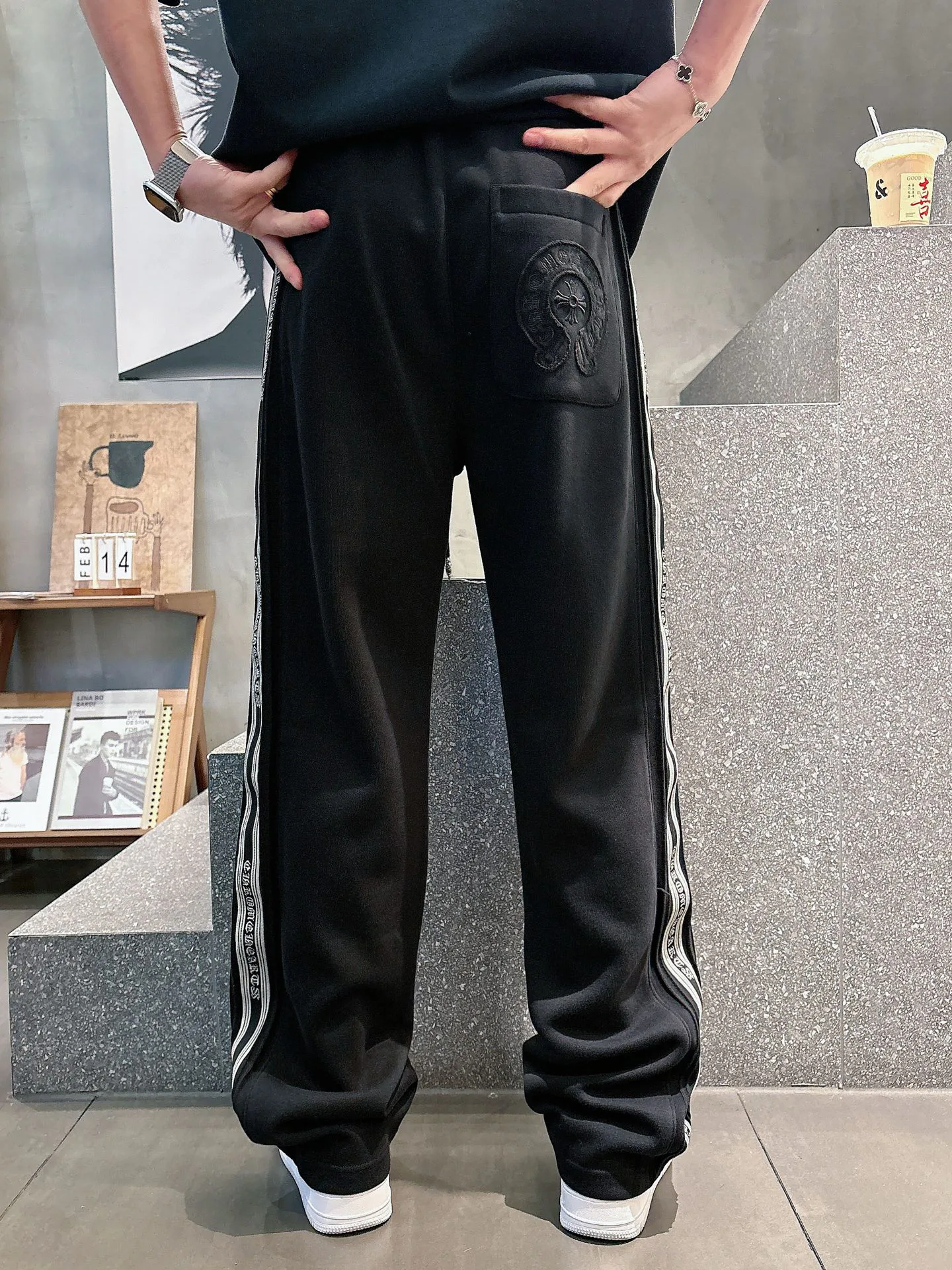Брюки Мужские Chrome Hearts 18596883