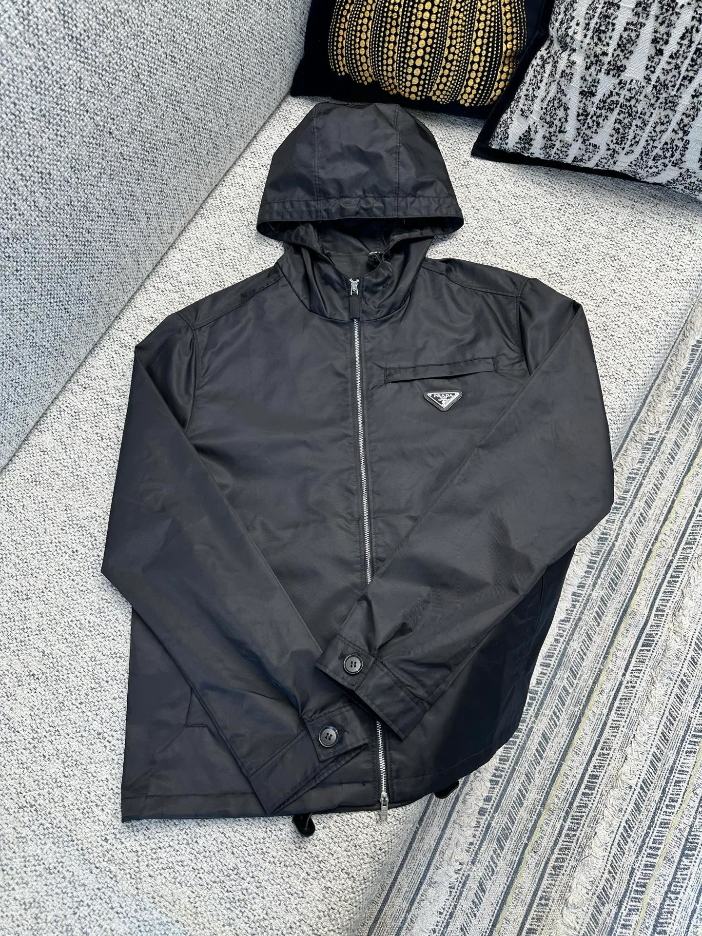 Men's Jackets And Down Jackets PRADA 18073951