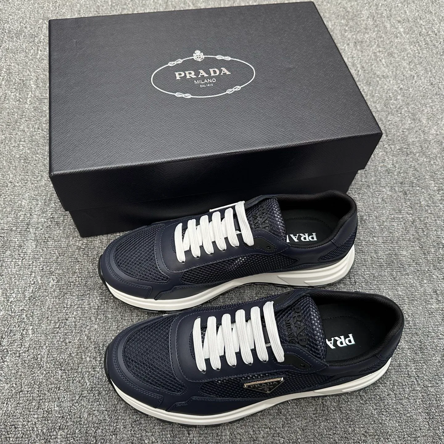 Men's Sneakers PRADA 17879988