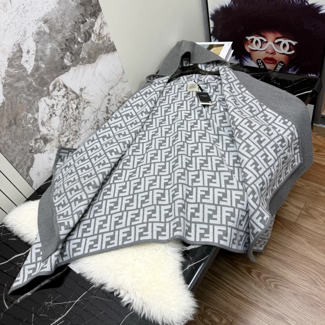 Women's Coats FENDI 18518806