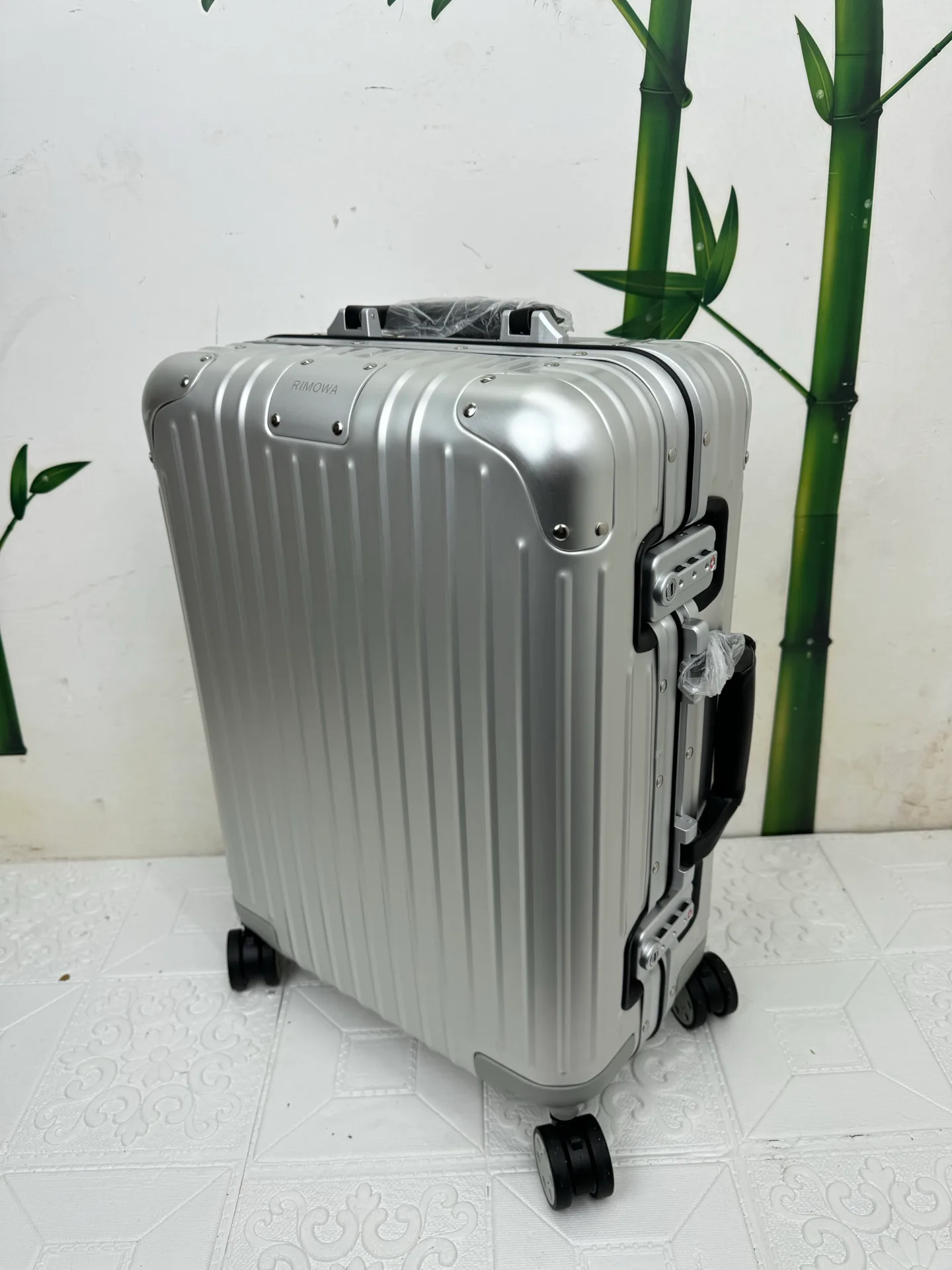 Suitcases RIMOWA 17662915