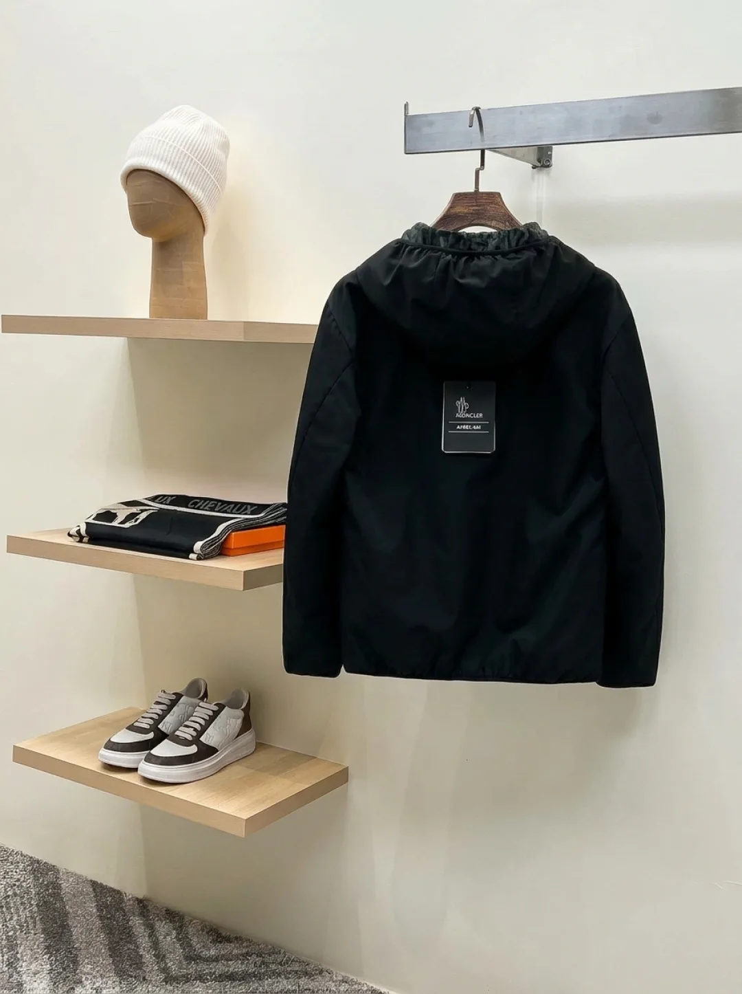 Куртки И Пуховики Мужские Moncler 18596615