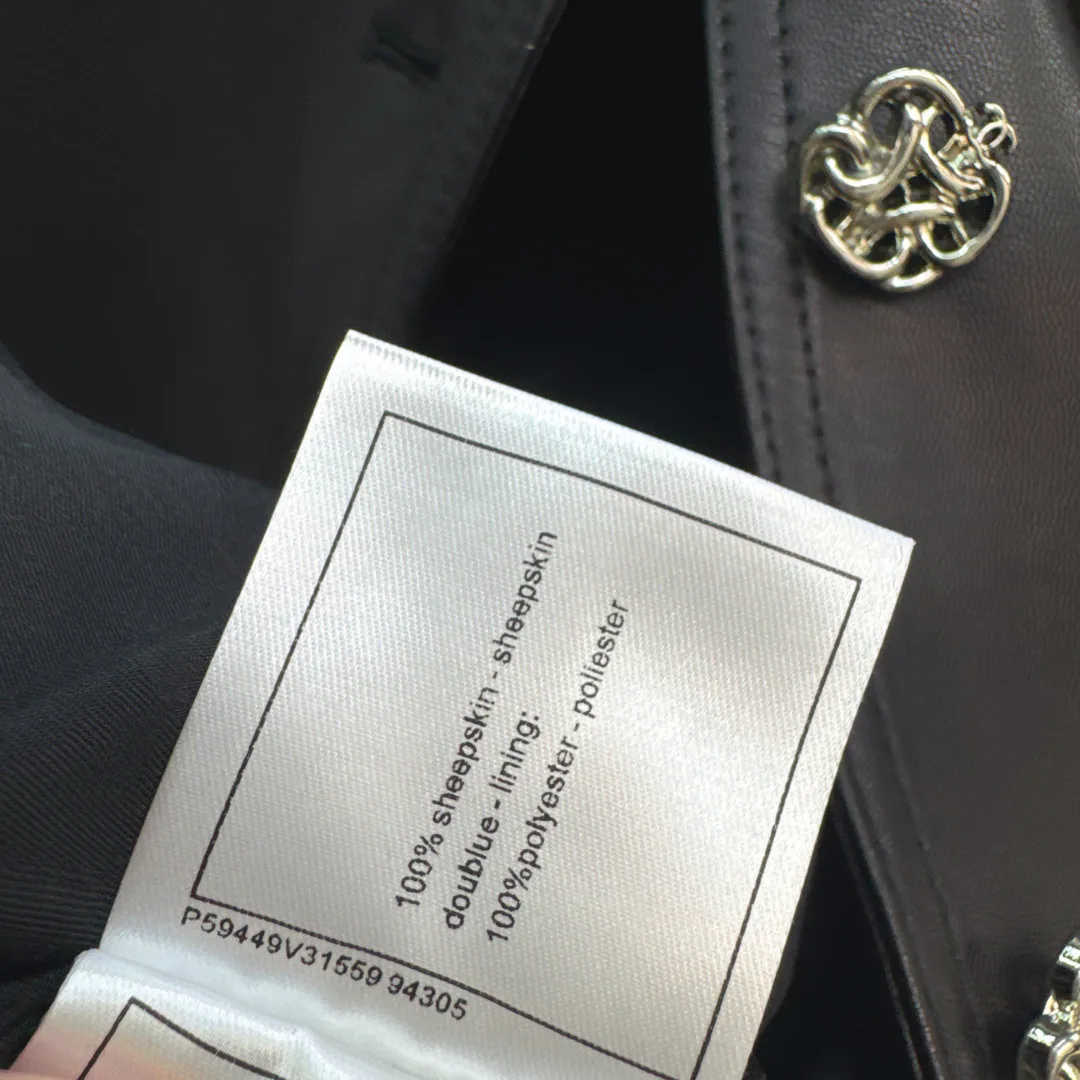 Women's Leather Jackets And Sheepskin Coats CHANEL 18093697