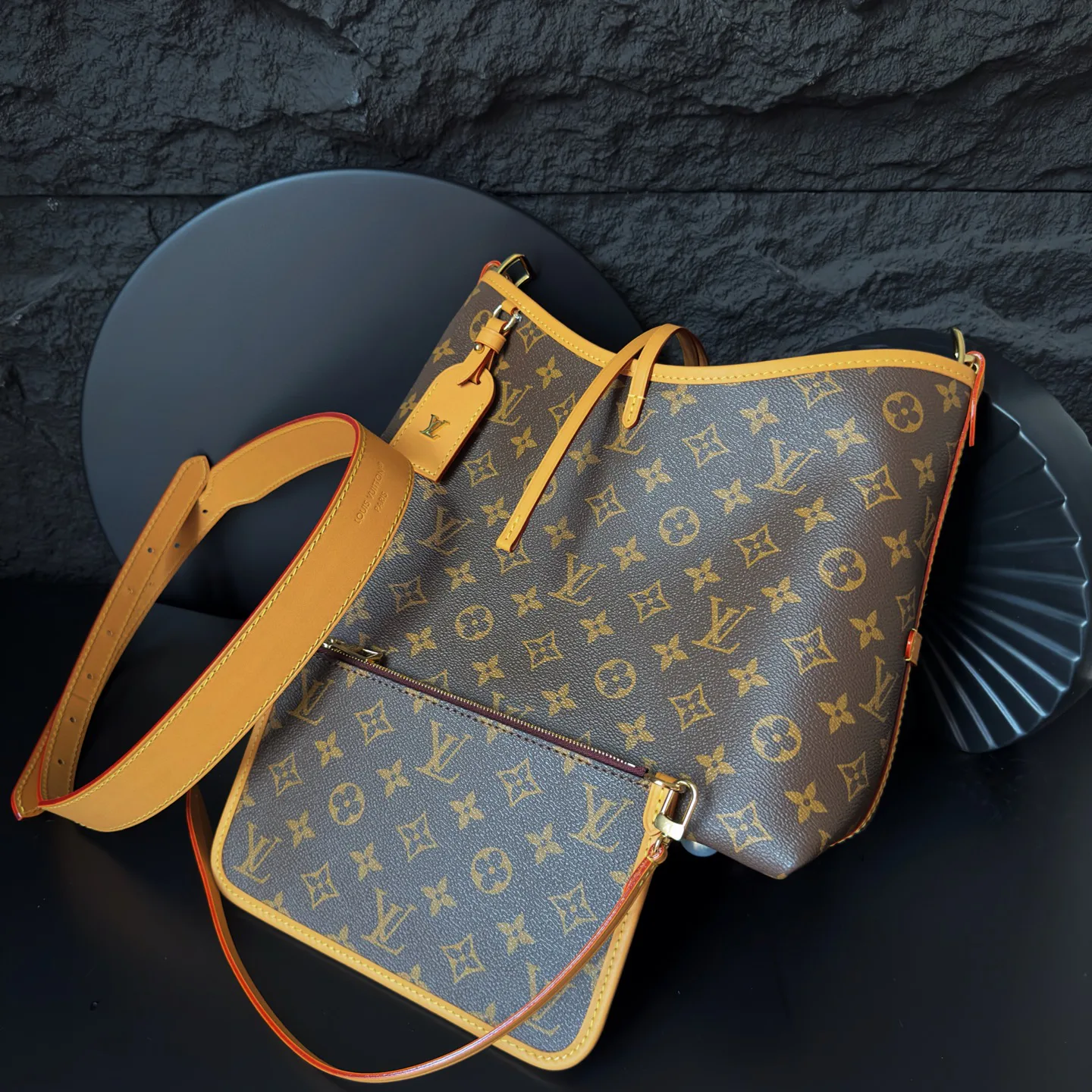Women's Classic Handbags LOUIS VUITTON 18427426