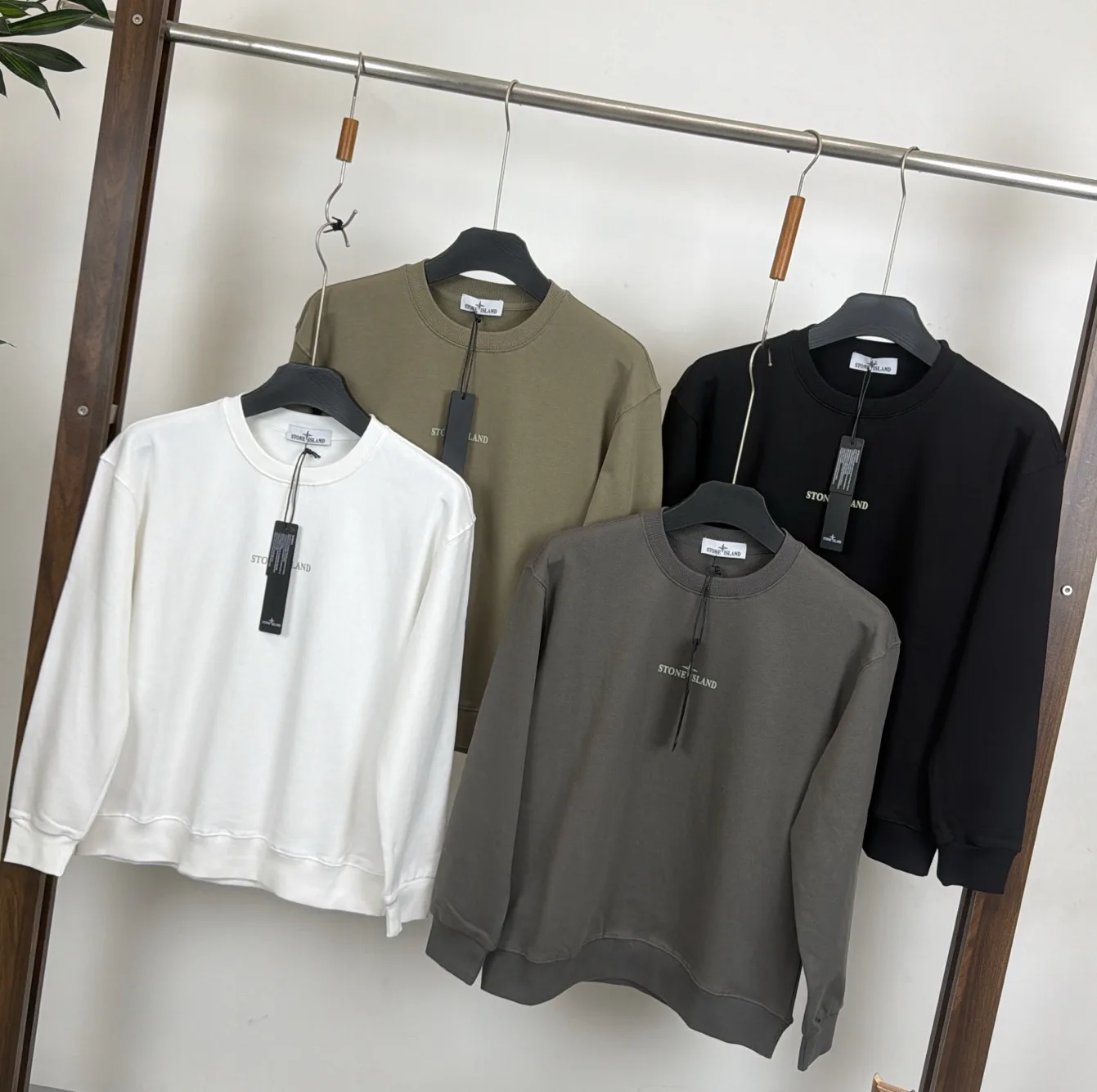 Men's Sweatshirts And Hoodies STONE ISLAND 18002065