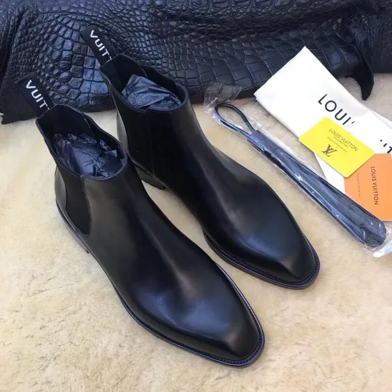 Men's Ankle Boots LOUIS VUITTON 17955338