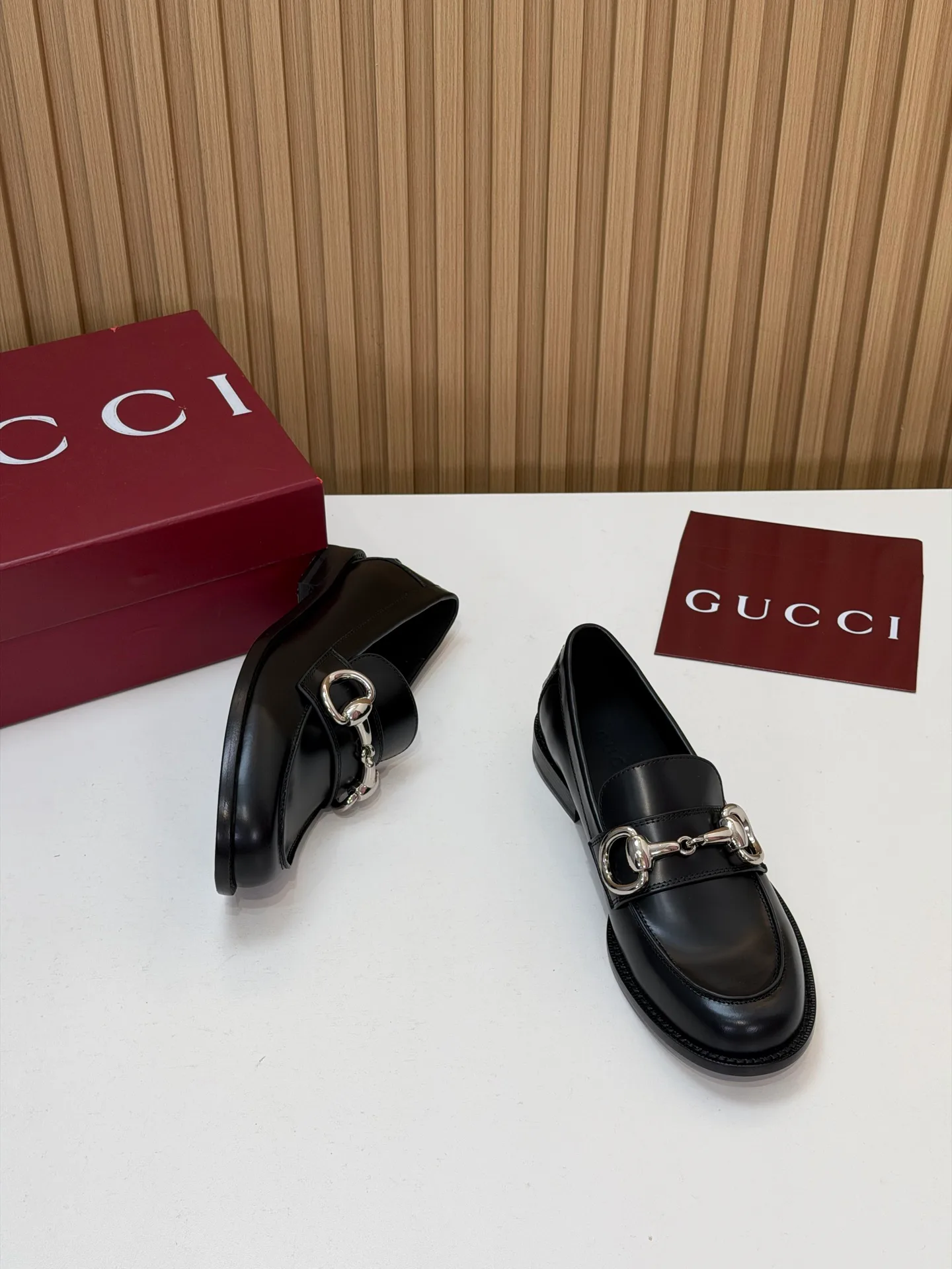 Women's Loafers And Moccasins GUCCI 18152941