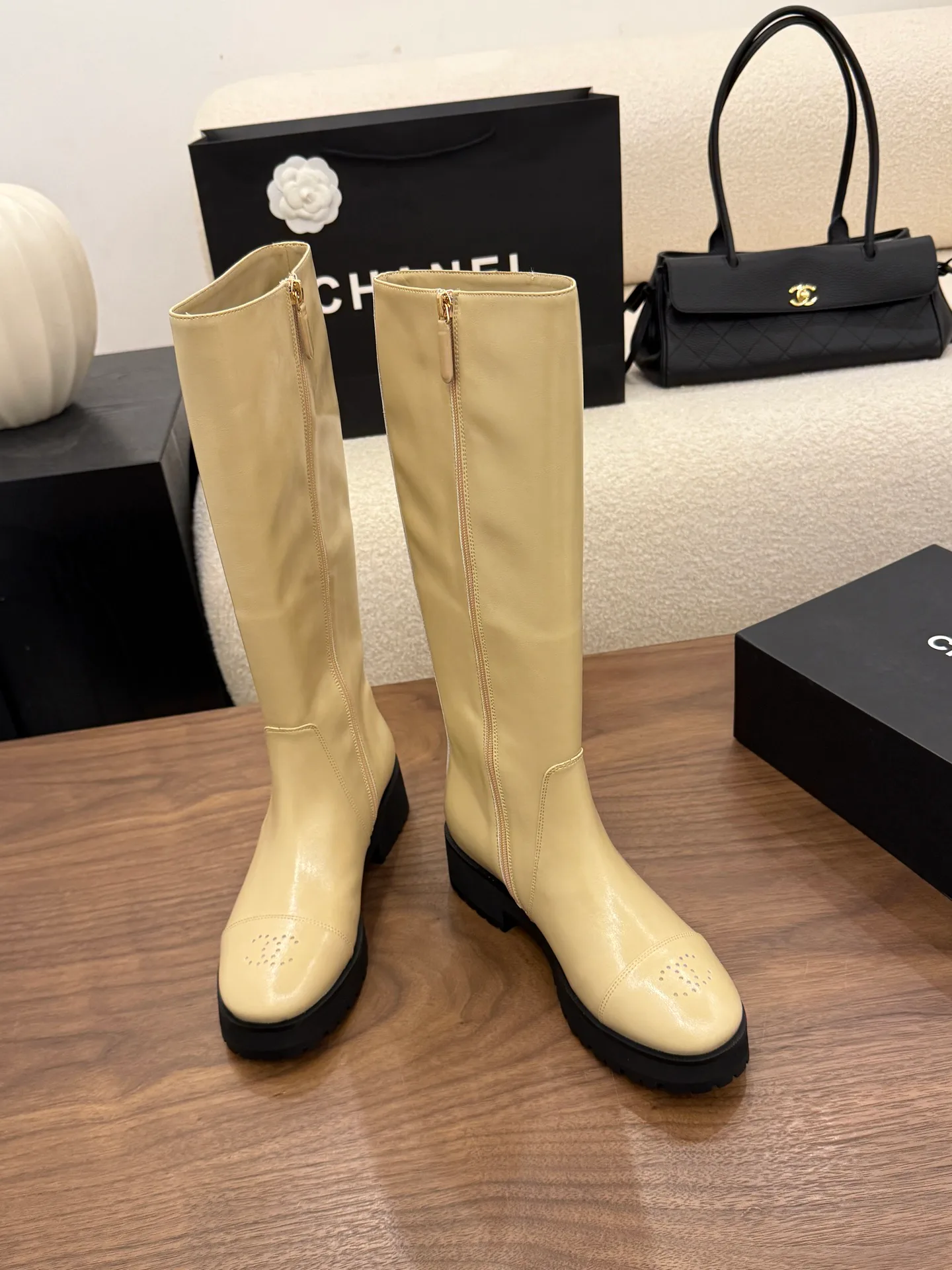 Women's Boots CHANEL 18275725