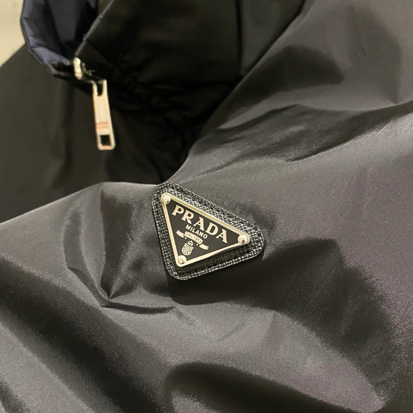 Men's Jackets And Down Jackets PRADA 17938034