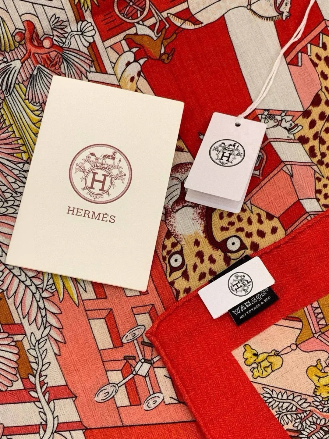 Silk Scarves HERMES 18003580