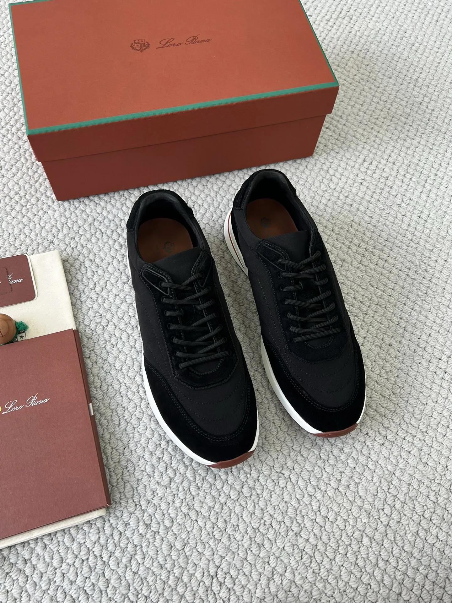 Men's Sneakers LORO PIANA 18382817