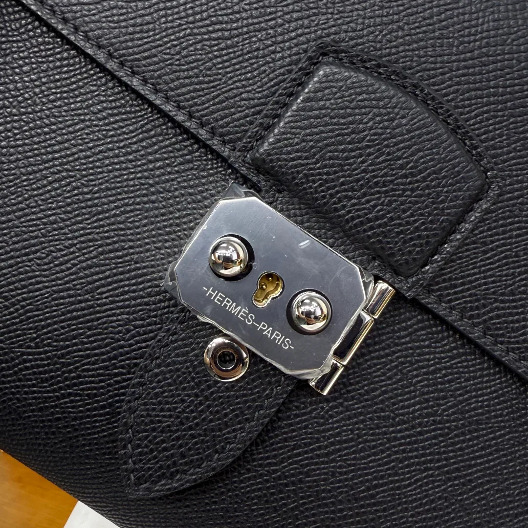 Women's Clutches HERMES 18077364
