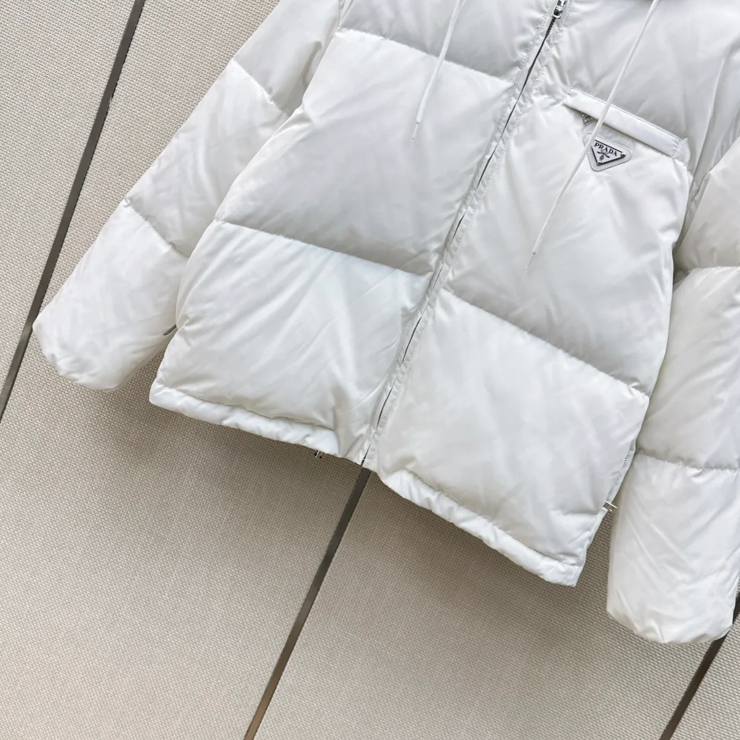 Women's Jackets And Down Jackets PRADA 18183488