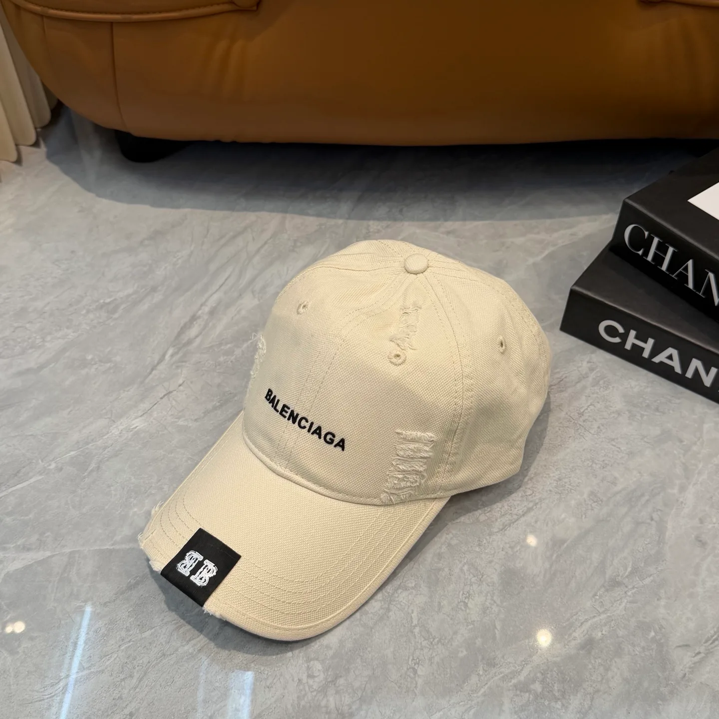 Hats BALENCIAGA 16853088