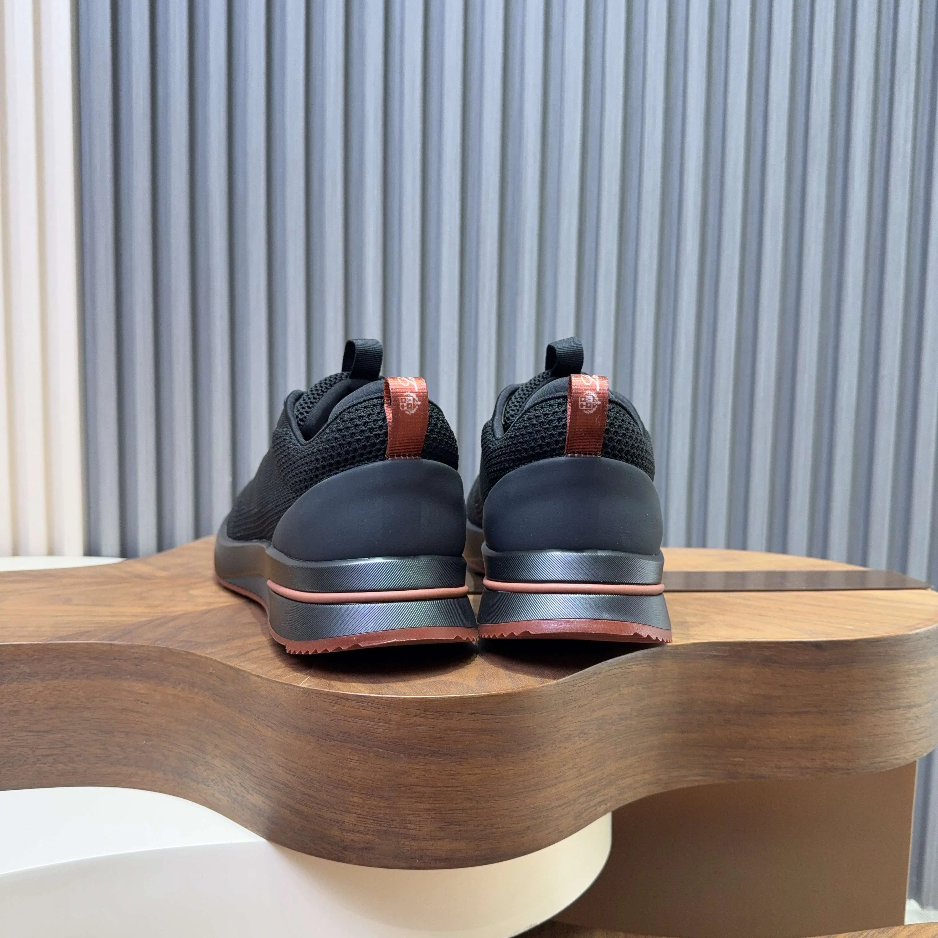 Men's Sneakers LORO PIANA 18250713