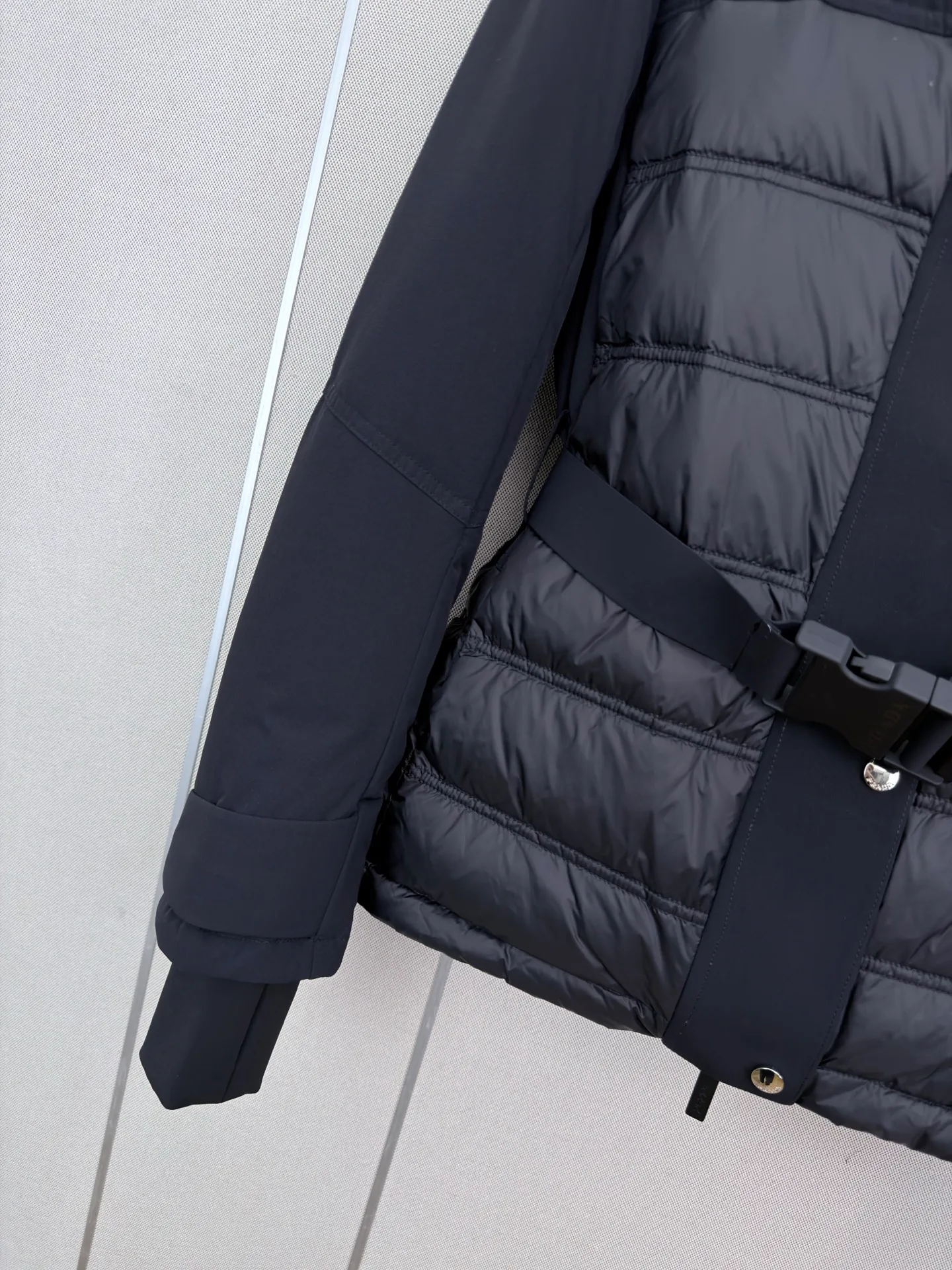 Women's Jackets And Down Jackets PRADA 18108501
