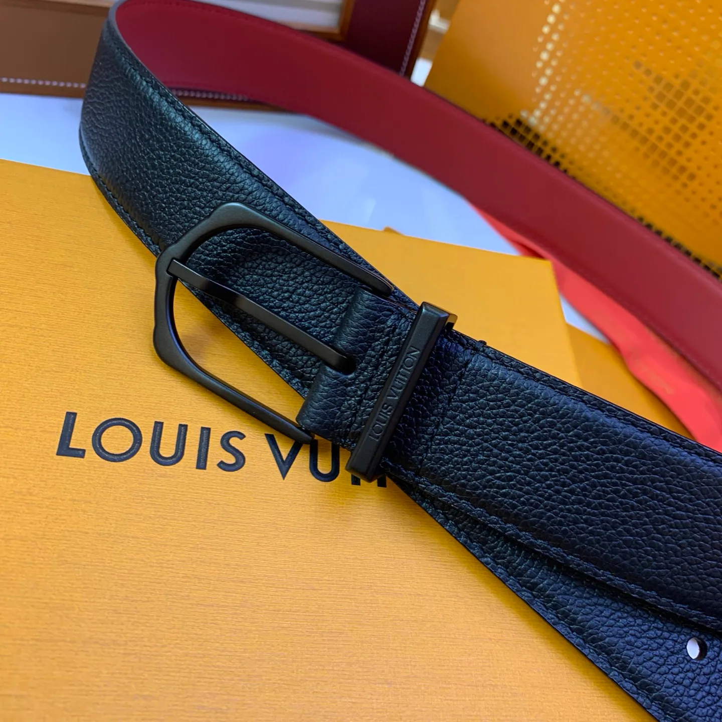 Belts LOUIS VUITTON 17682165