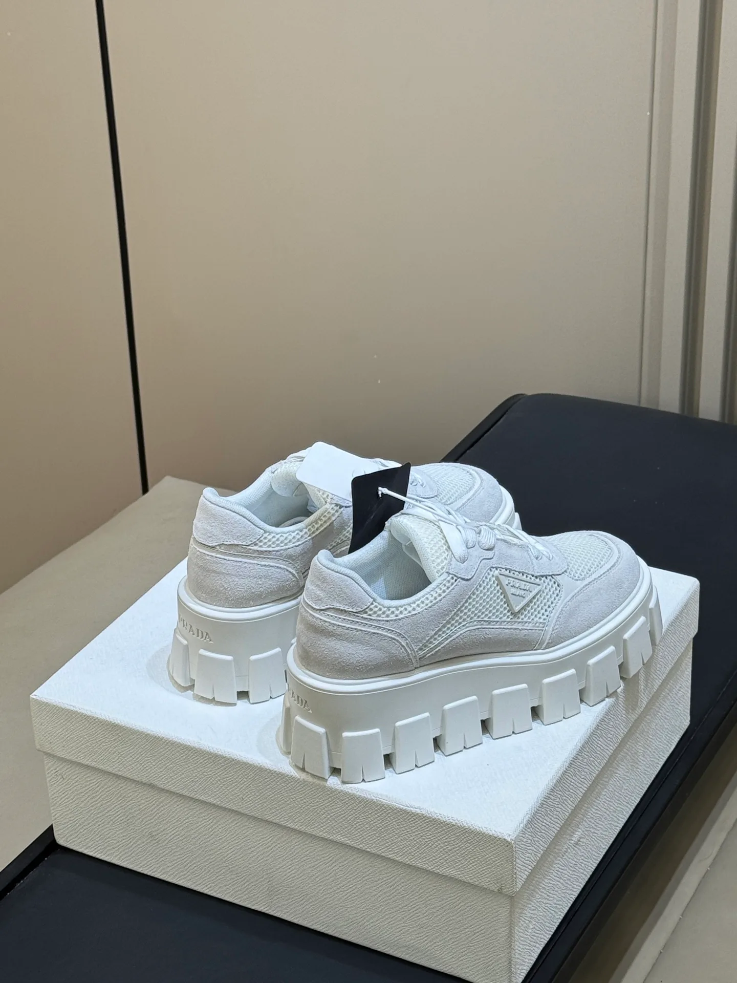 Women's Sneakers PRADA 18072932