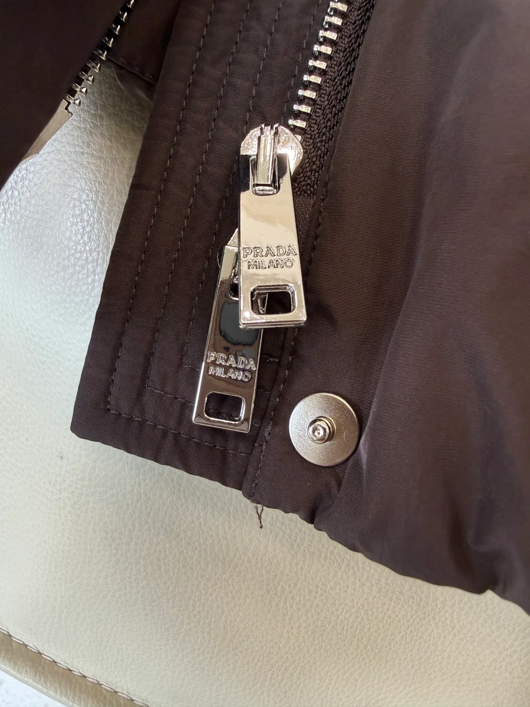 Women's Jackets And Down Jackets PRADA 18226364