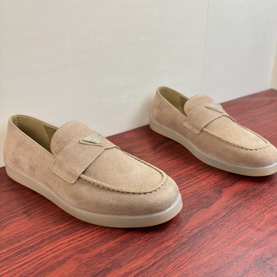 Men's Loafers And Dress Shoes PRADA 18100608