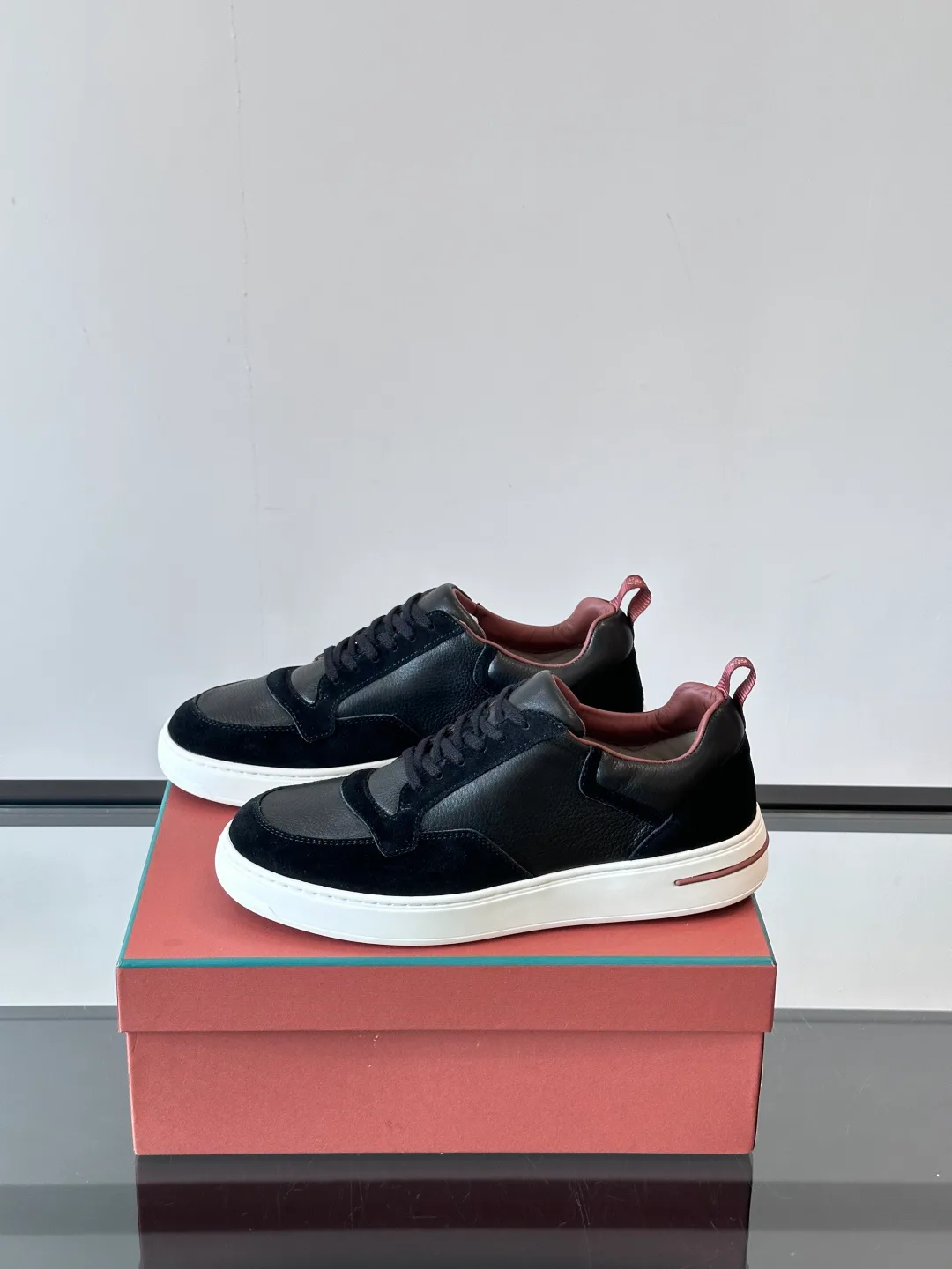 Men's Sneakers LORO PIANA 17730631