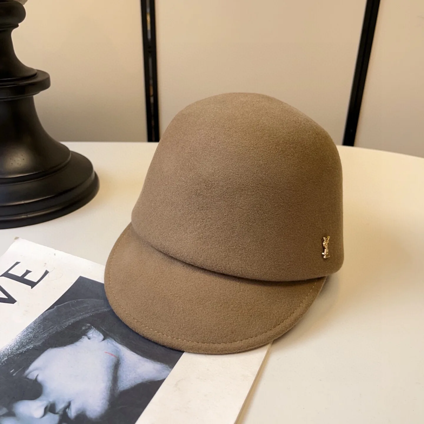 Hats SAINT LAURENT 18104805