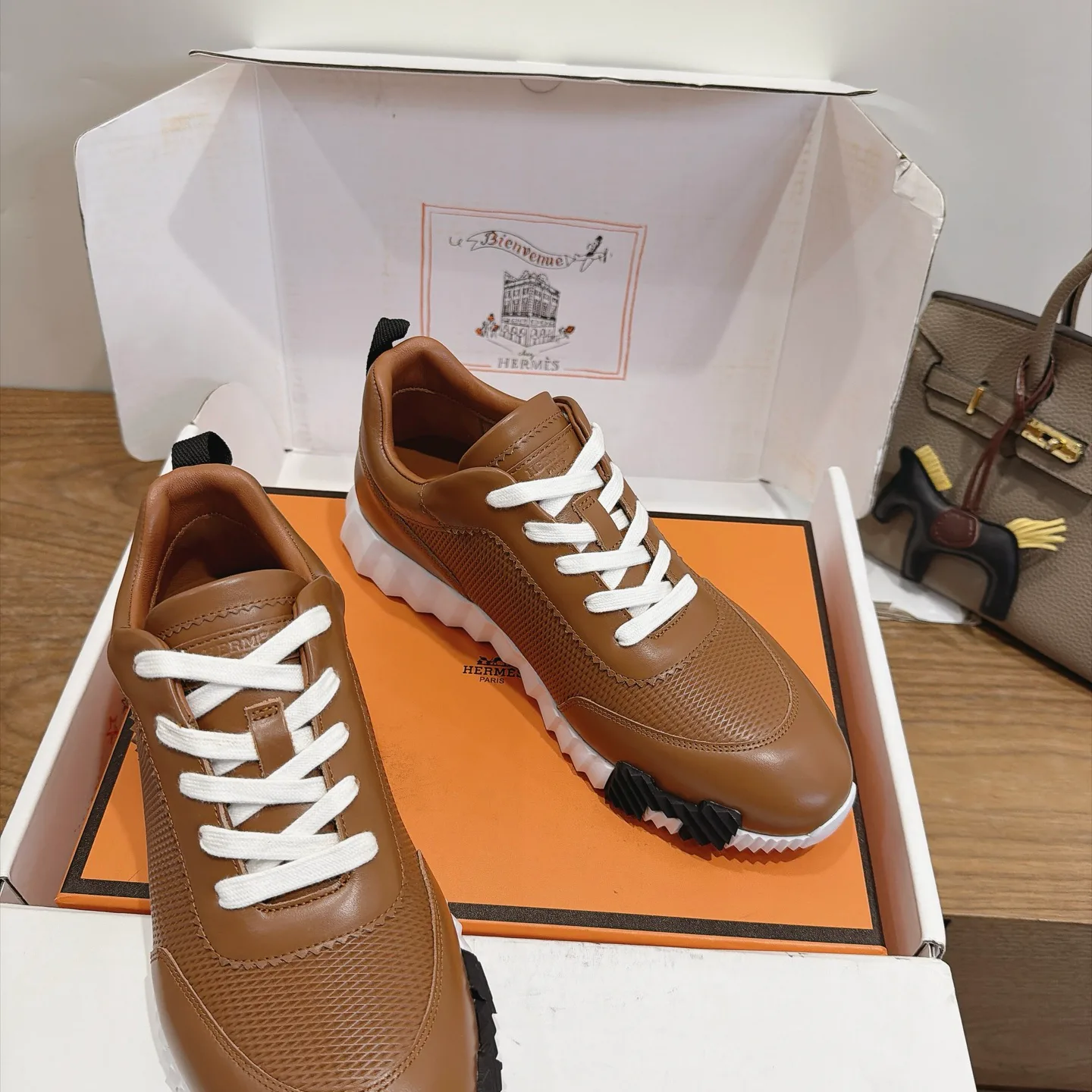 Women's Sneakers HERMES 17874217