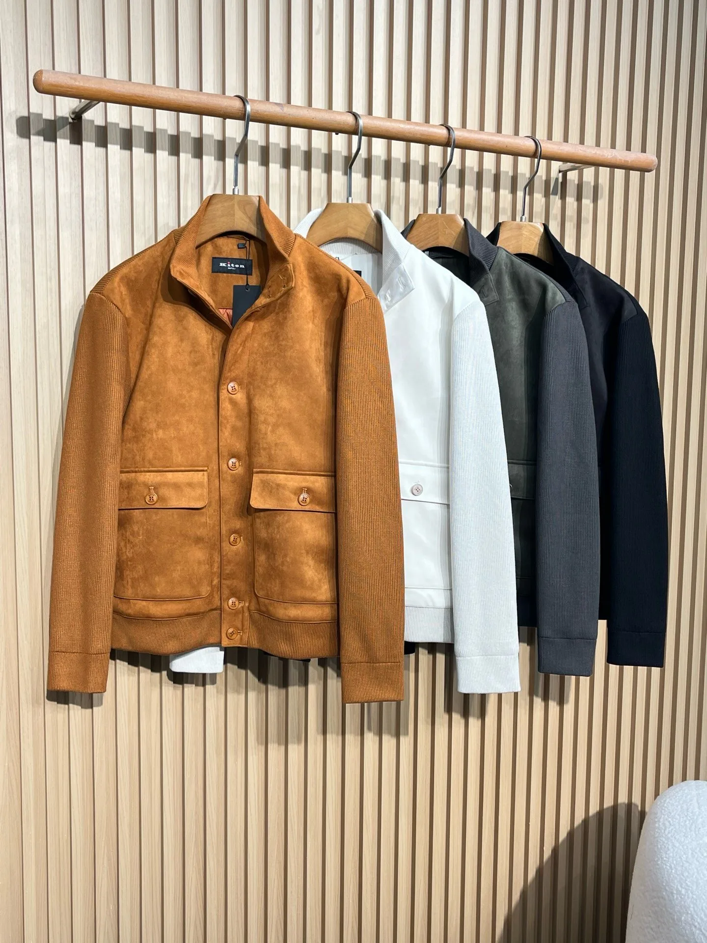 Куртки И Пуховики Мужские Kiton 18609359
