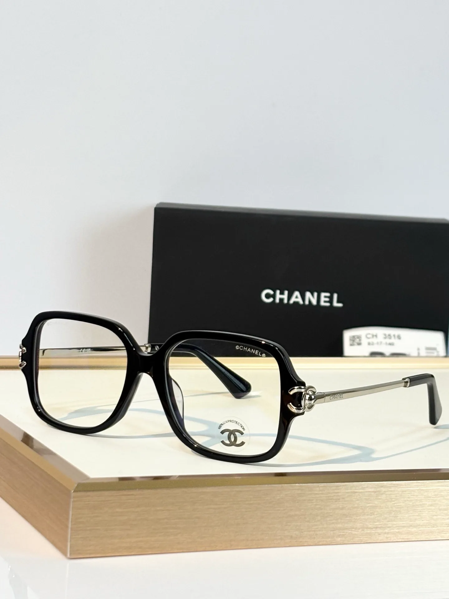 Glasses CHANEL 18239240